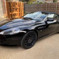 Aston Martin DB9