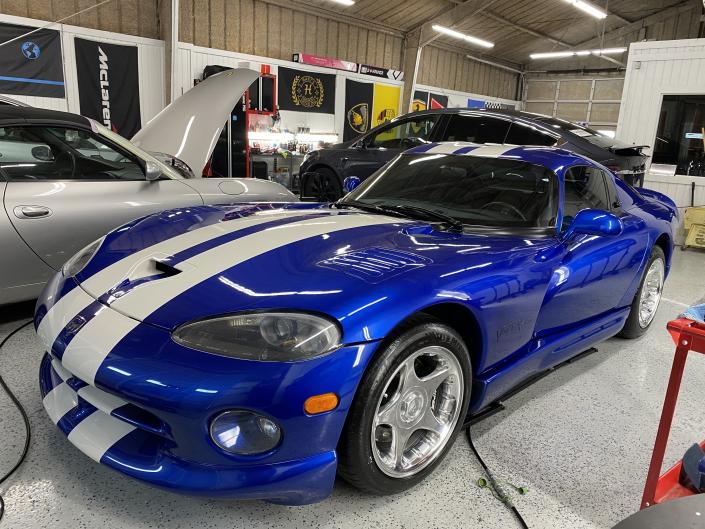 1996 Dodge Viper GTS 